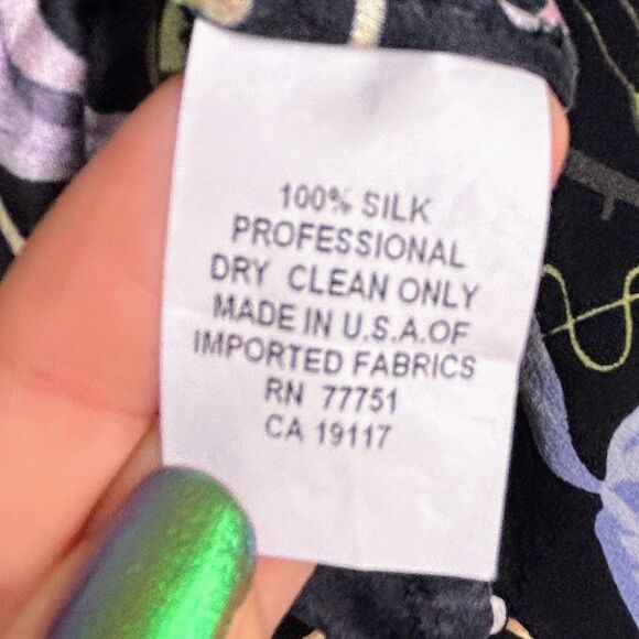 Betsey Johnson Collection 100% Silk Floral Wide Leg Pants Black Colorful Y2K 6 - Picture 16 of 16